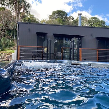 Montville Misty View Cottages Bagian luar foto